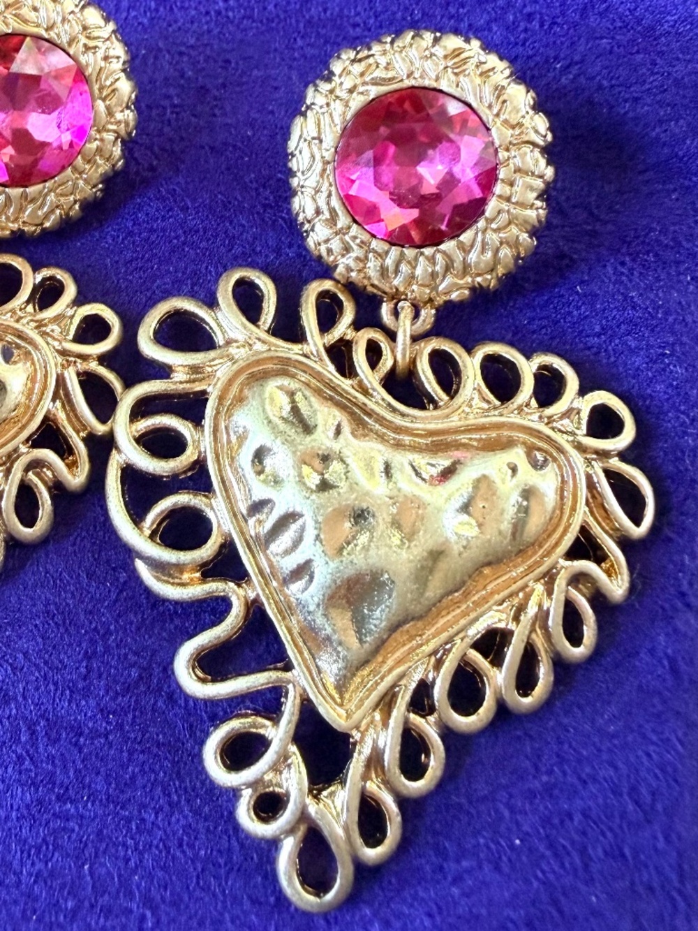 BAUER Vintage Heart Dangle Drop Statement Earrings ✨Candy PINK CRYSTAL/ GOLD